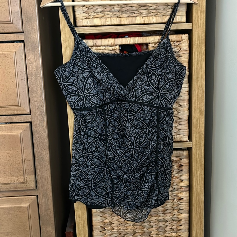 Mesh runched tank top